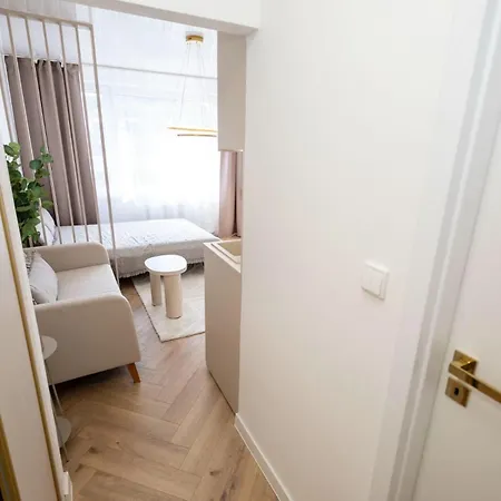 Riviera 3 Апартаменты *